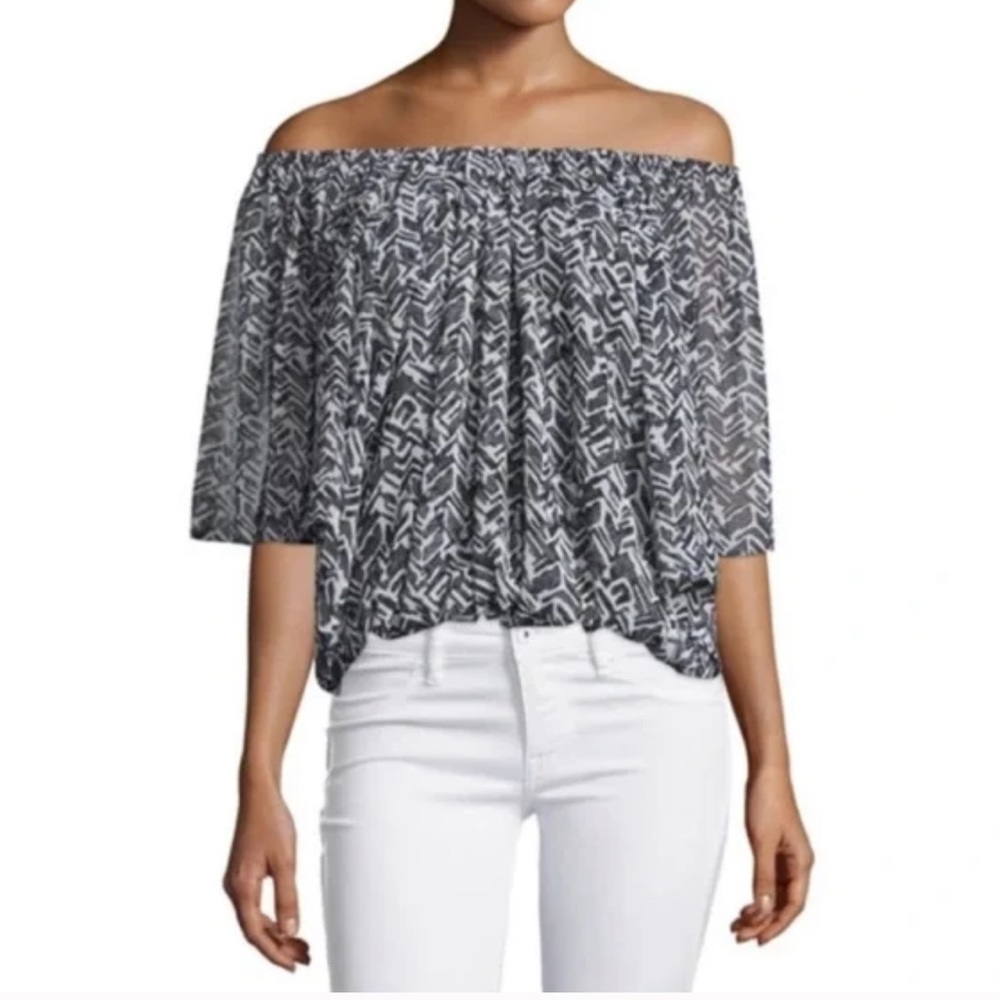❄️MISA Gemma Off Shoulder Top❄️